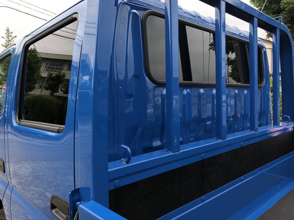 日野　デュトロ