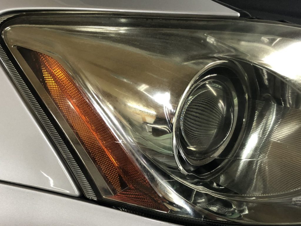 ヘッドライトリペア　レクサス編