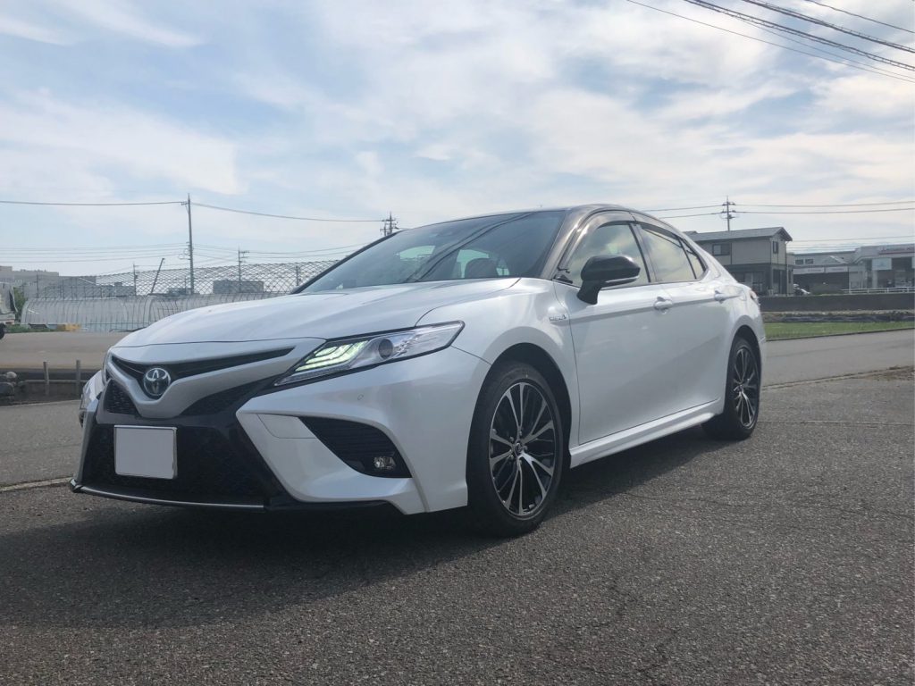 カムリハイブリッドガラスコーティング施工