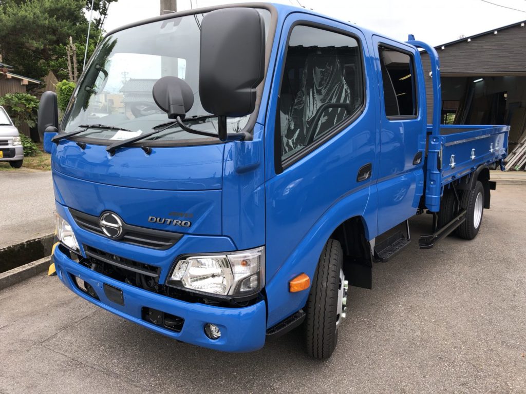 日野　デュトロ