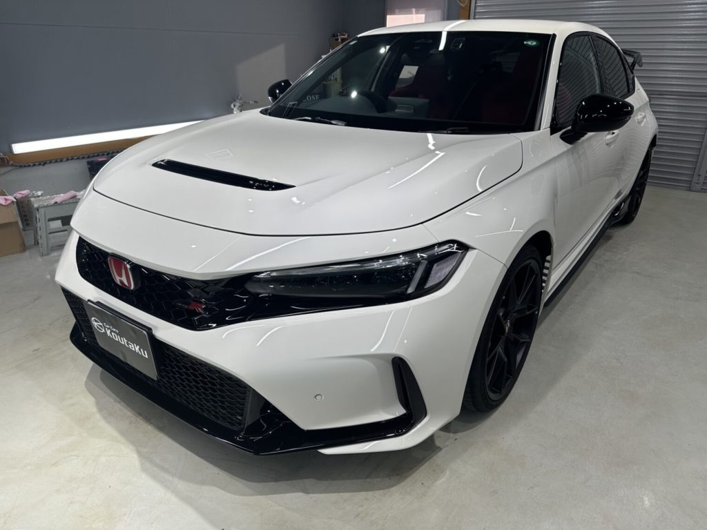 シビックTypeR鏡面磨き作業・セラミックコーティング施工事例　富山市Ｕ様