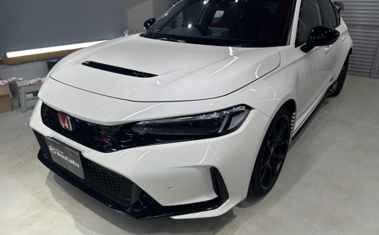 シビックTypeR鏡面磨き作業・セラミックコーティング施工事例　富山市Ｕ様