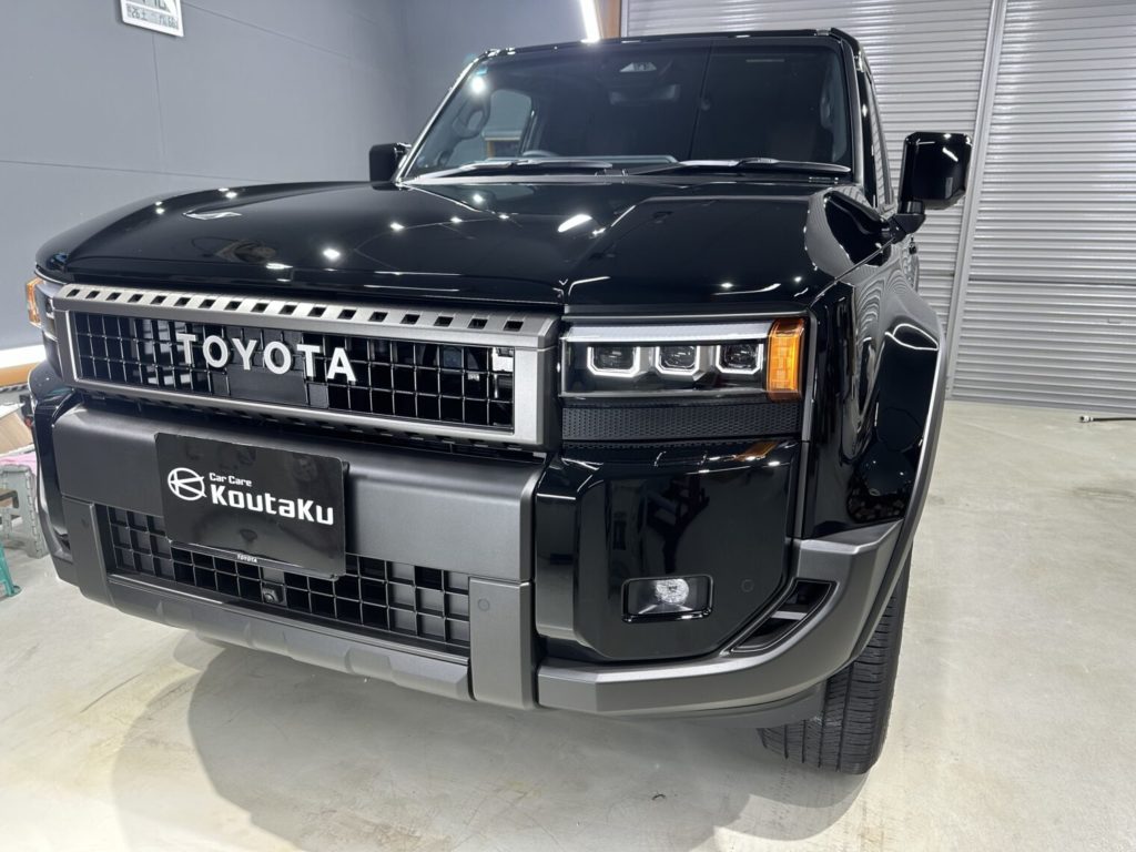 ランドクルーザー２５０鏡面磨き作業・セラミックコーティング施工事例　富山市Ｙ様