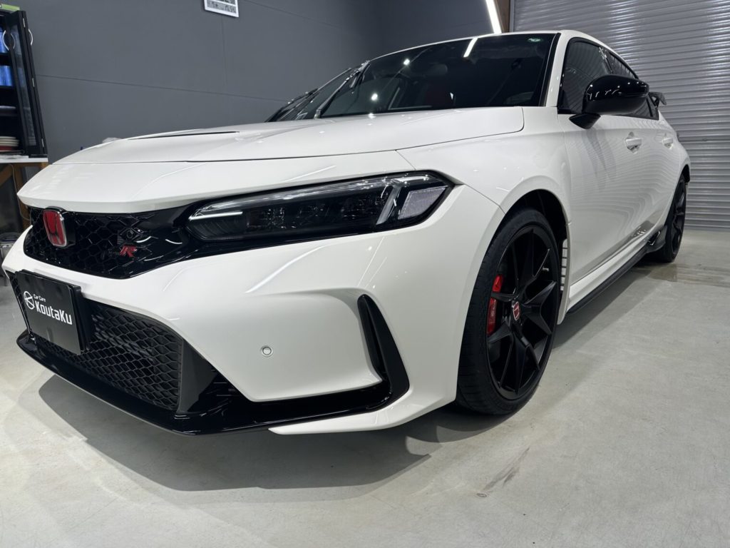 ホンダ・シビックタイプＲ鏡面磨き作業・セラミックコーティング施工事例　富山市Ｋ様