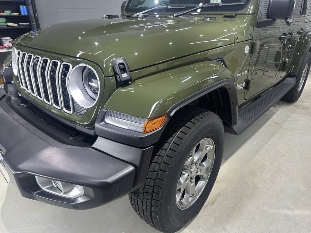 ラングラー鏡面磨き作業+セラミックコーティング施工事例　富山県富山市Ｋ様