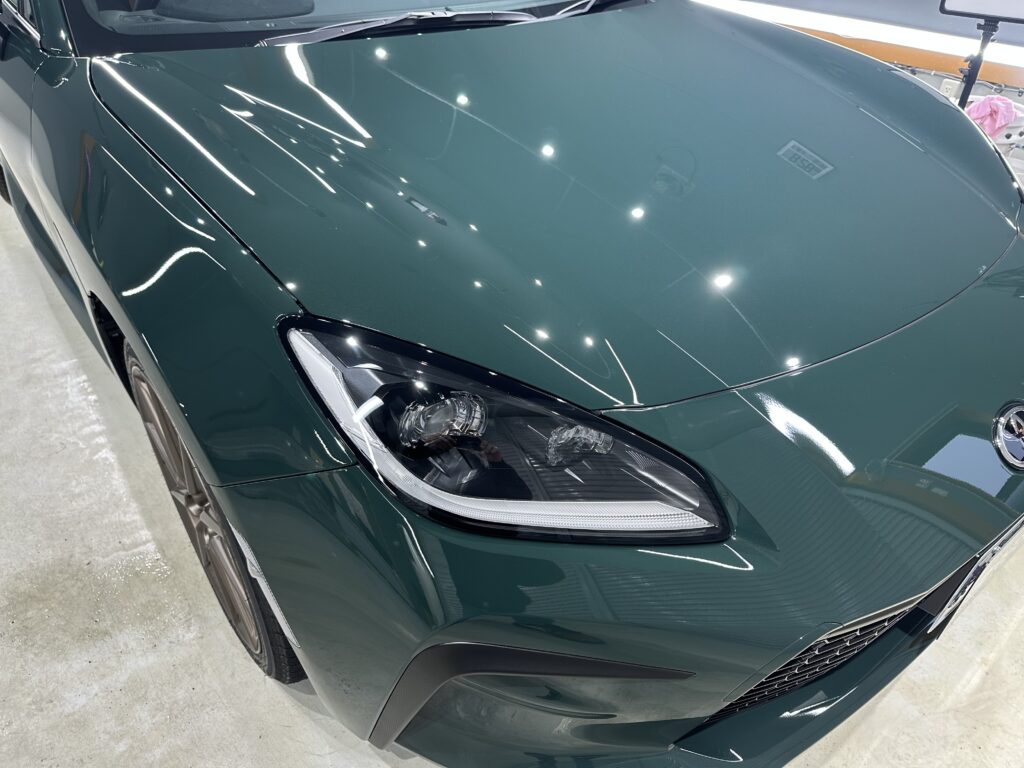 トヨタ８６・鏡面磨き作業+セラミックコーティング・富山県富山市K様よりご依頼いただきました。