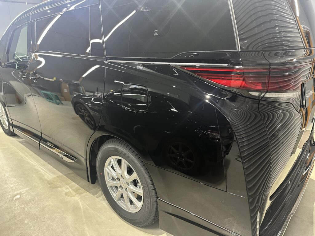 ヴェルファイア鏡面磨き作業+セラミックコーティング施工事例　富山県中新川郡M様