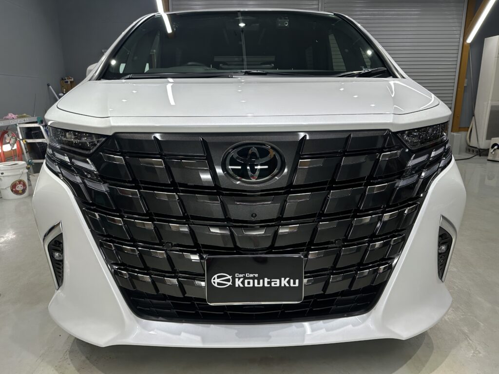 トヨタアルファード・鏡面磨き作業+セラミックコーティング施工事例　富山県砺波市S様