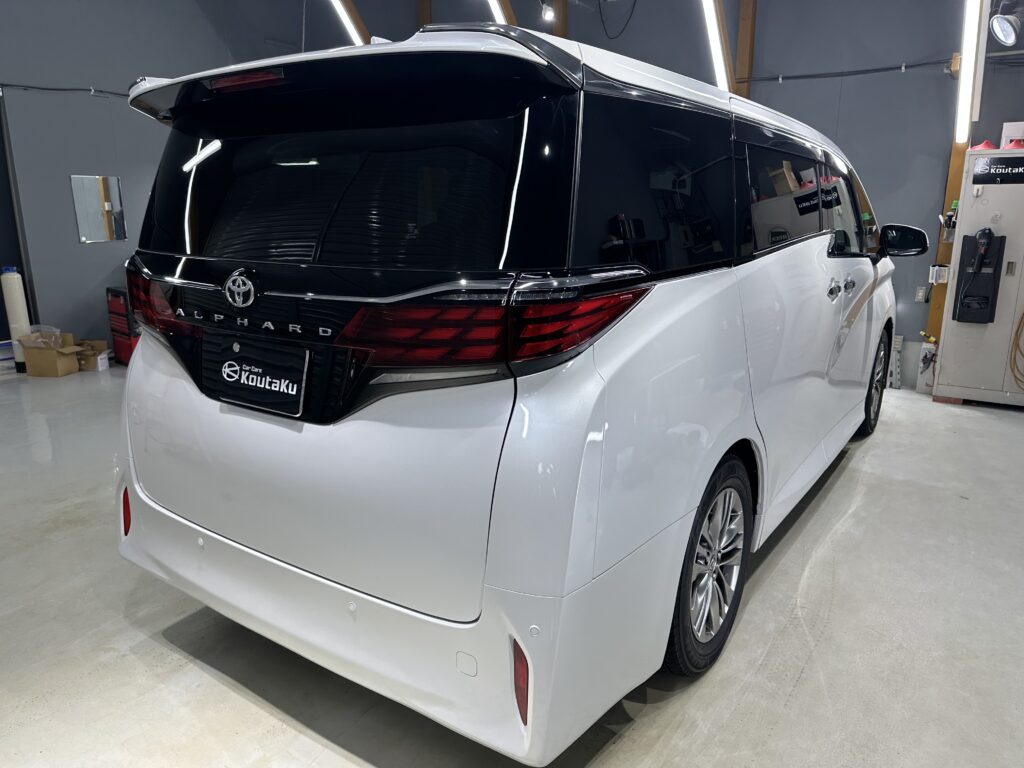 トヨタアルファード・鏡面磨き作業+セラミックコーティング施工事例　富山県砺波市S様