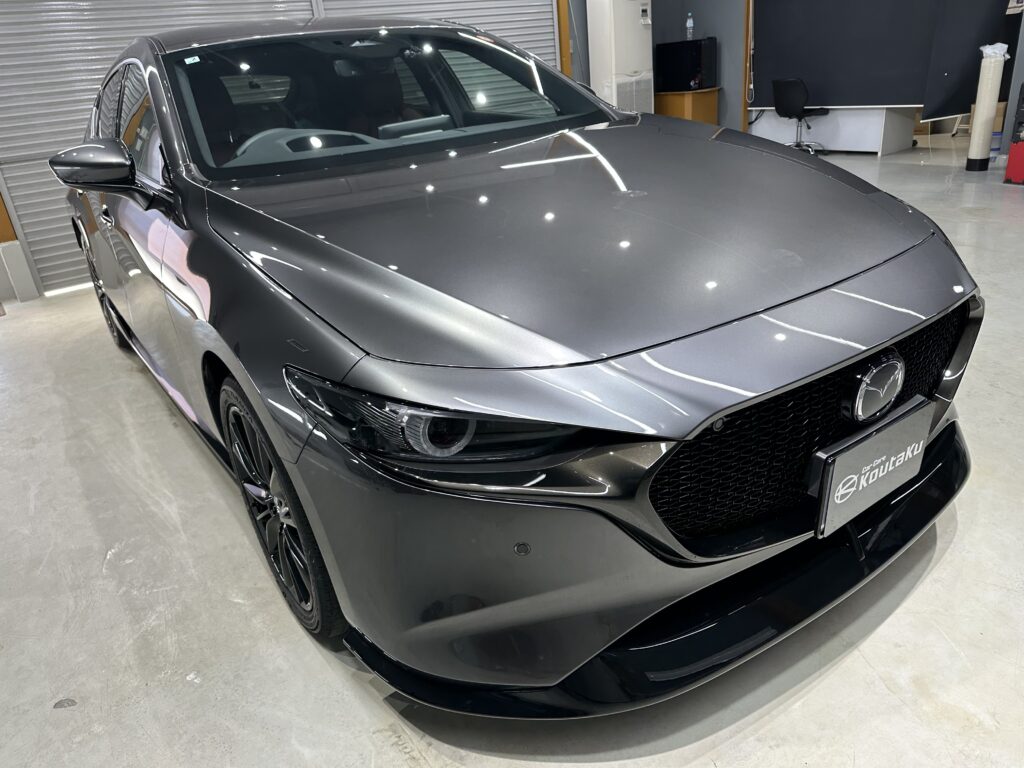 マツダ３・鏡面磨き作業+セラミックコーティング施工事例　富山県魚津市Y様