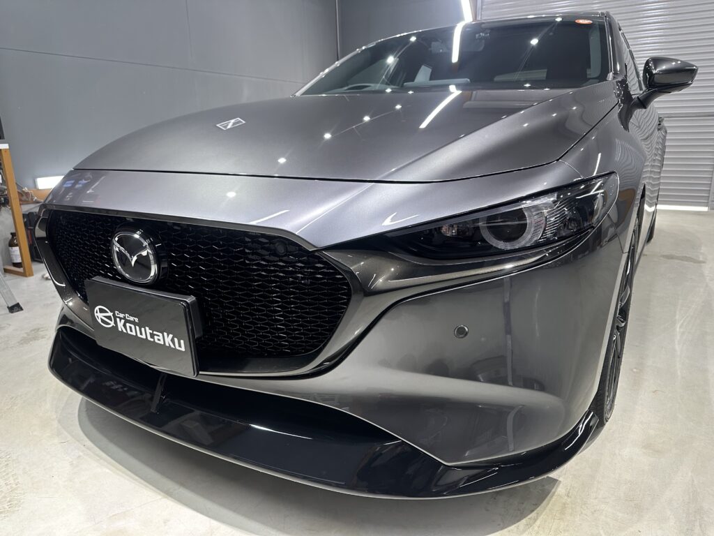 マツダ３・鏡面磨き作業+セラミックコーティング施工事例　富山県魚津市Y様