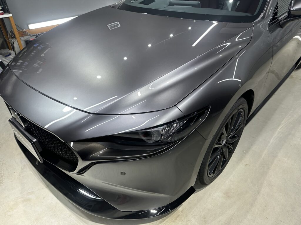 マツダ３・鏡面磨き作業+セラミックコーティング施工事例　富山県魚津市Y様