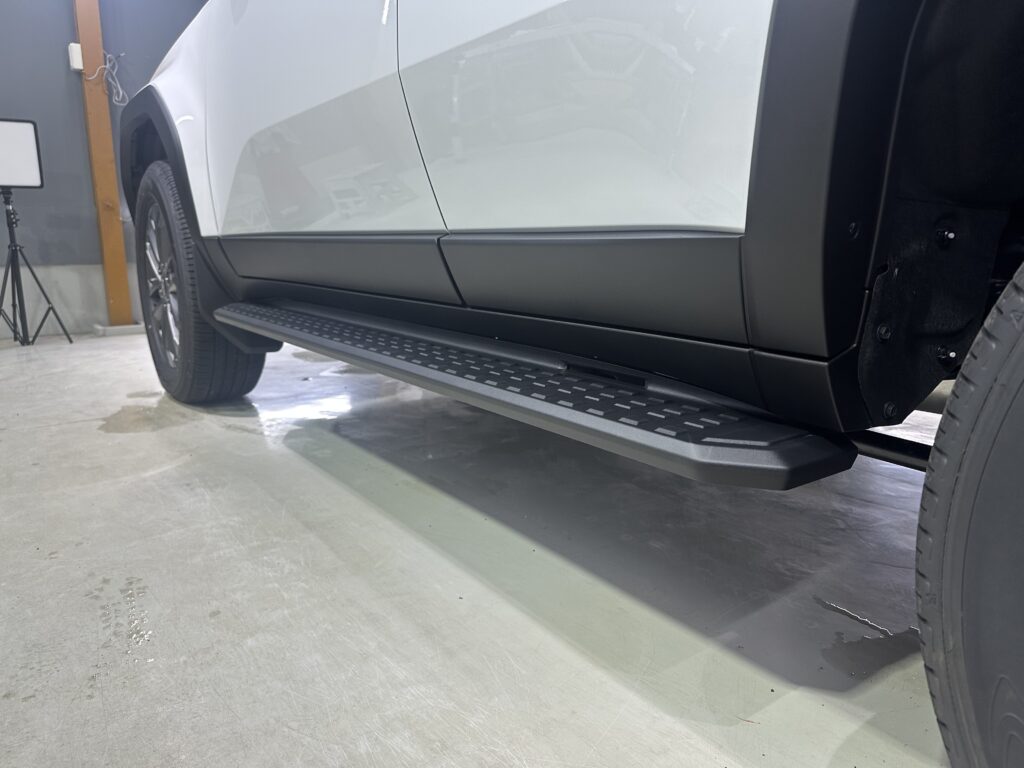 トヨタランドクルーザー２５０・鏡面磨き作業+セラミックコーティング施工事例　富山県富山市Y様