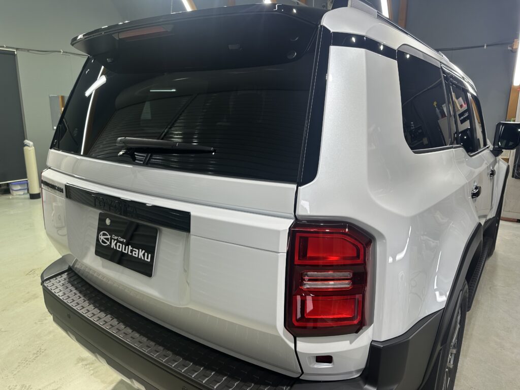 トヨタランドクルーザー２５０・鏡面磨き作業+セラミックコーティング施工事例　富山県富山市Y様