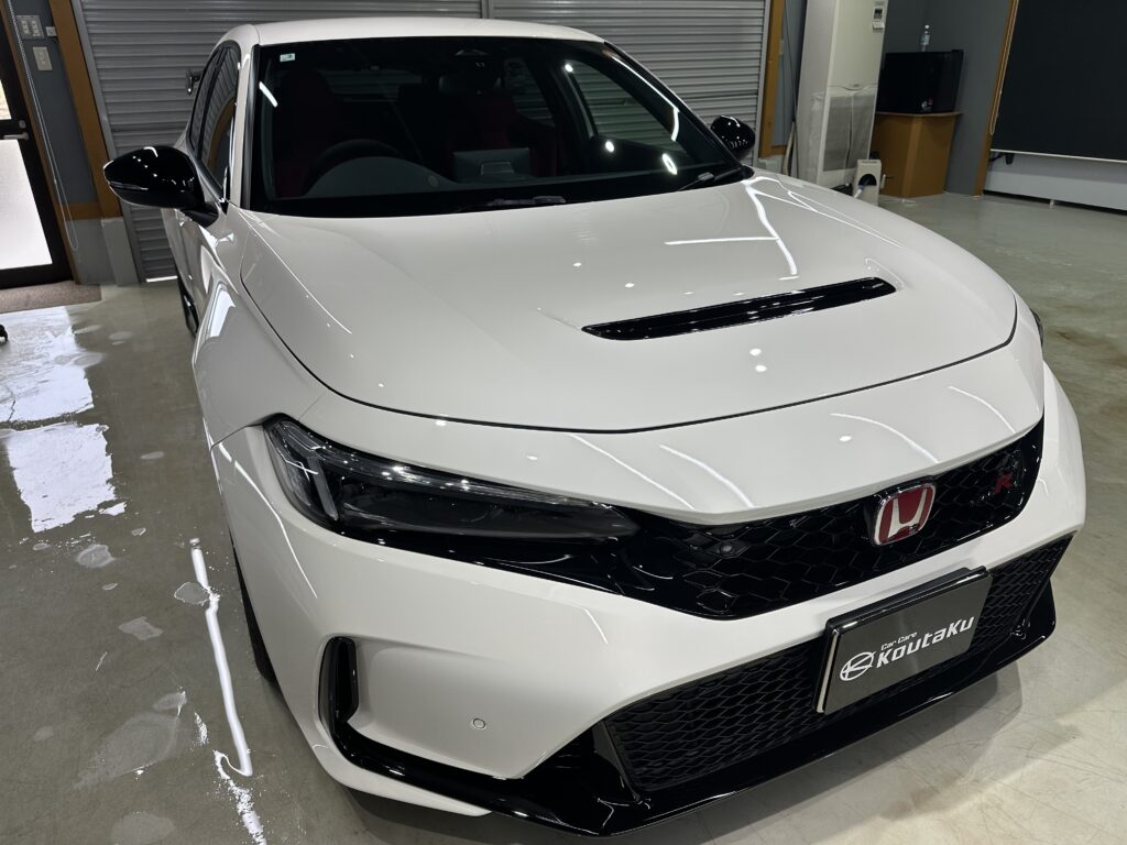 ホンダシビックタイプR・鏡面磨き作業+セラミックコーティング施工事例　富山県　射水市Ｉ様