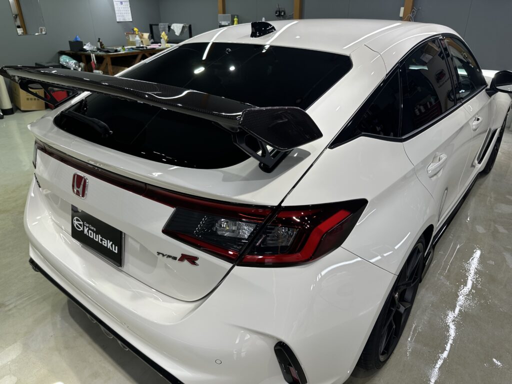 ホンダシビックタイプR・鏡面磨き作業+セラミックコーティング施工事例　富山県　射水市Ｉ様
