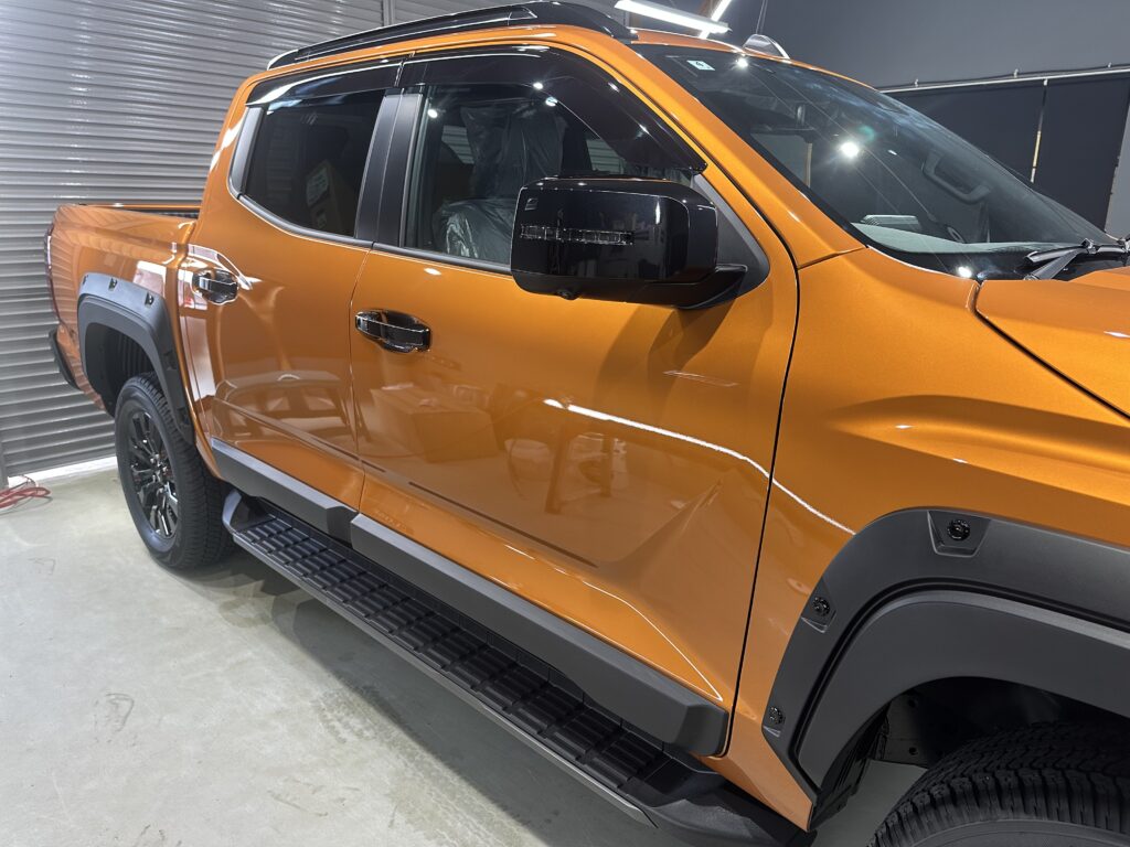 三菱トライトン・鏡面磨き作業+セラミックコーティング施工事例　富山県中新川郡M様