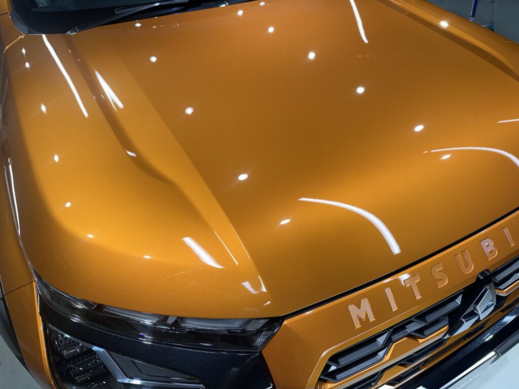 三菱トライトン・鏡面磨き作業+セラミックコーティング施工事例　富山県中新川郡M様