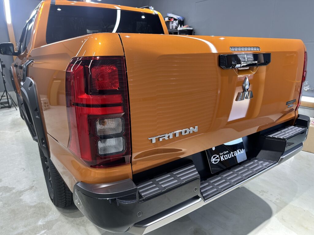 三菱トライトン・鏡面磨き作業+セラミックコーティング施工事例　富山県中新川郡M様