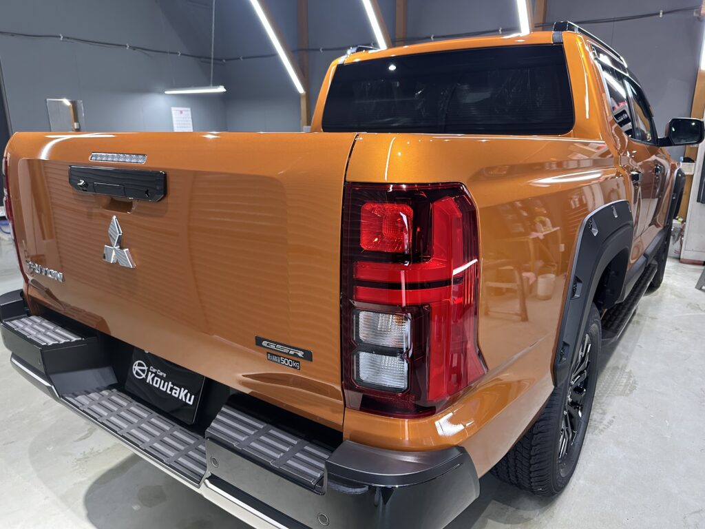 三菱トライトン・鏡面磨き作業+セラミックコーティング施工事例　富山県中新川郡M様