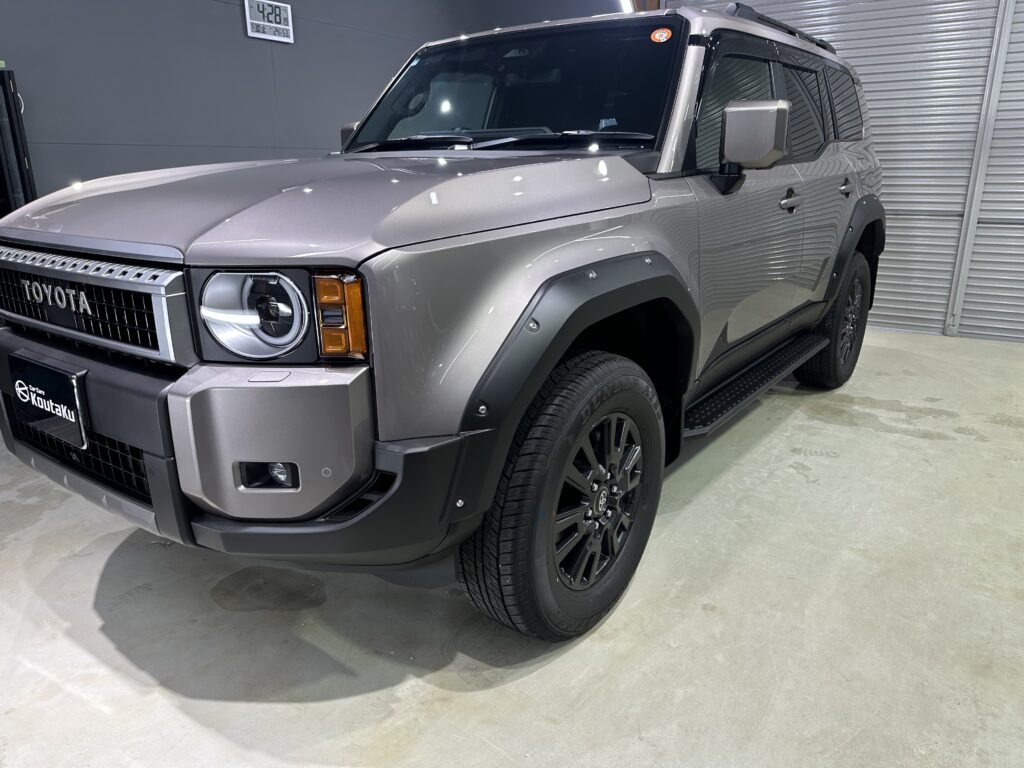 トヨタランドクルーザー２５０・鏡面磨き作業+セラミックコーティング　富山県射水市M様