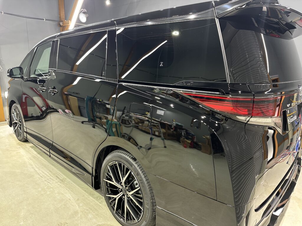 ヴェルファイア・鏡面磨き作業+セラミックコーティング施工事例　富山県魚津市Ｉ様