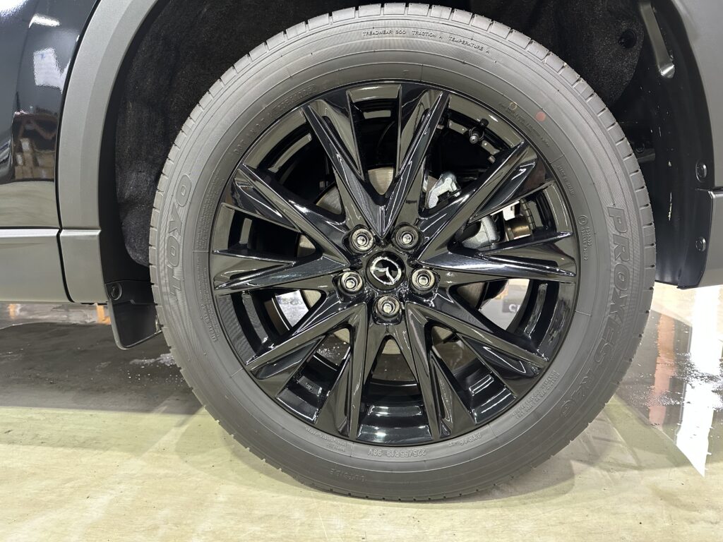 マツダCX-5・鏡面磨き作業+セラミックコーティング施工　富山県黒部市K様