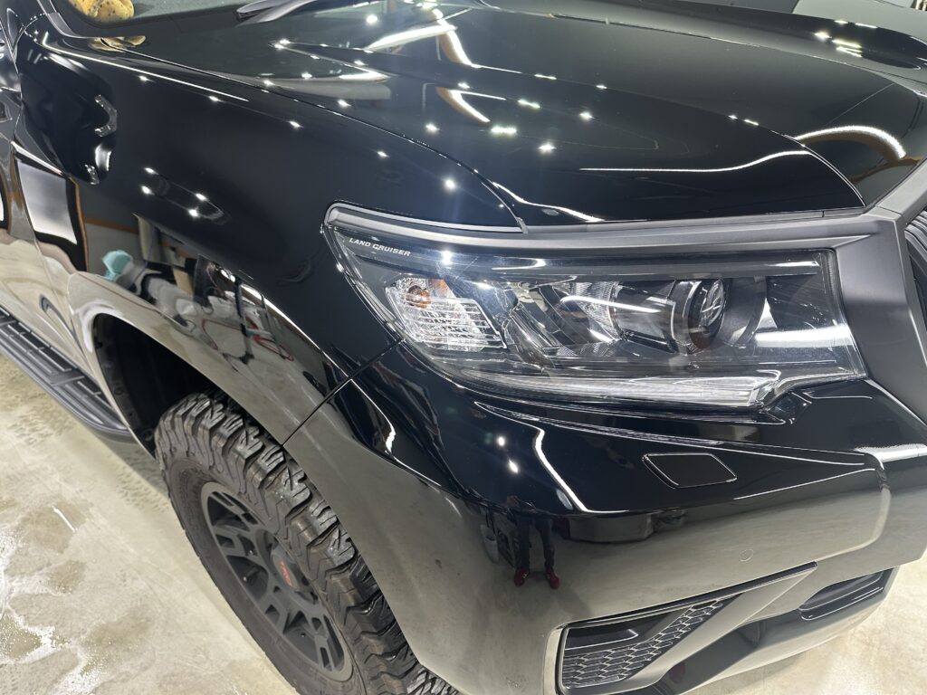 トヨタランドクルーザープラド１５０・鏡面磨き作業+セラミックコーティング施工事例　富山市M様