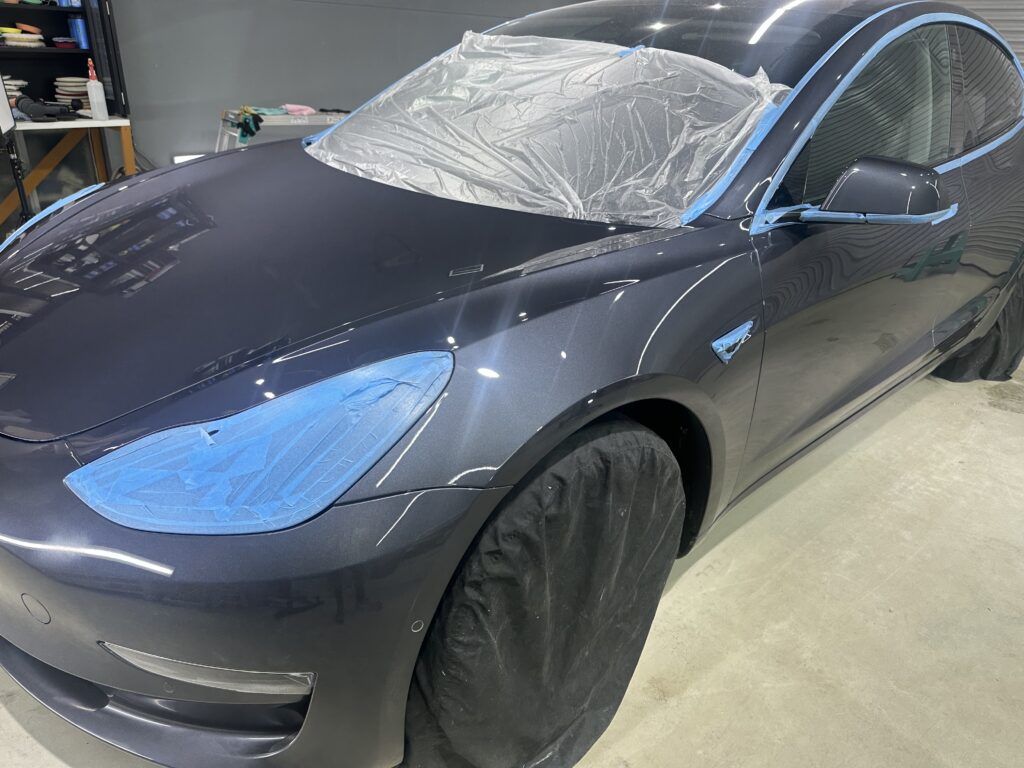 テスラモデル３・鏡面磨き作業+セラミックコーティング施工事例　富山市S様