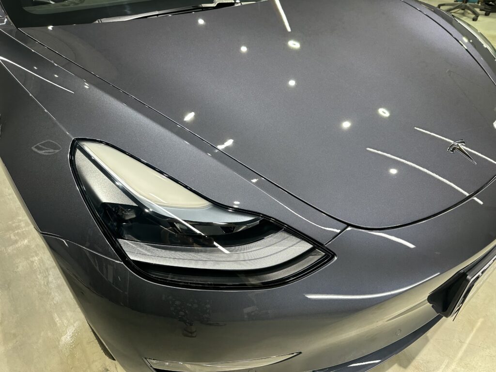 テスラモデル３・鏡面磨き作業+セラミックコーティング施工事例　富山市S様