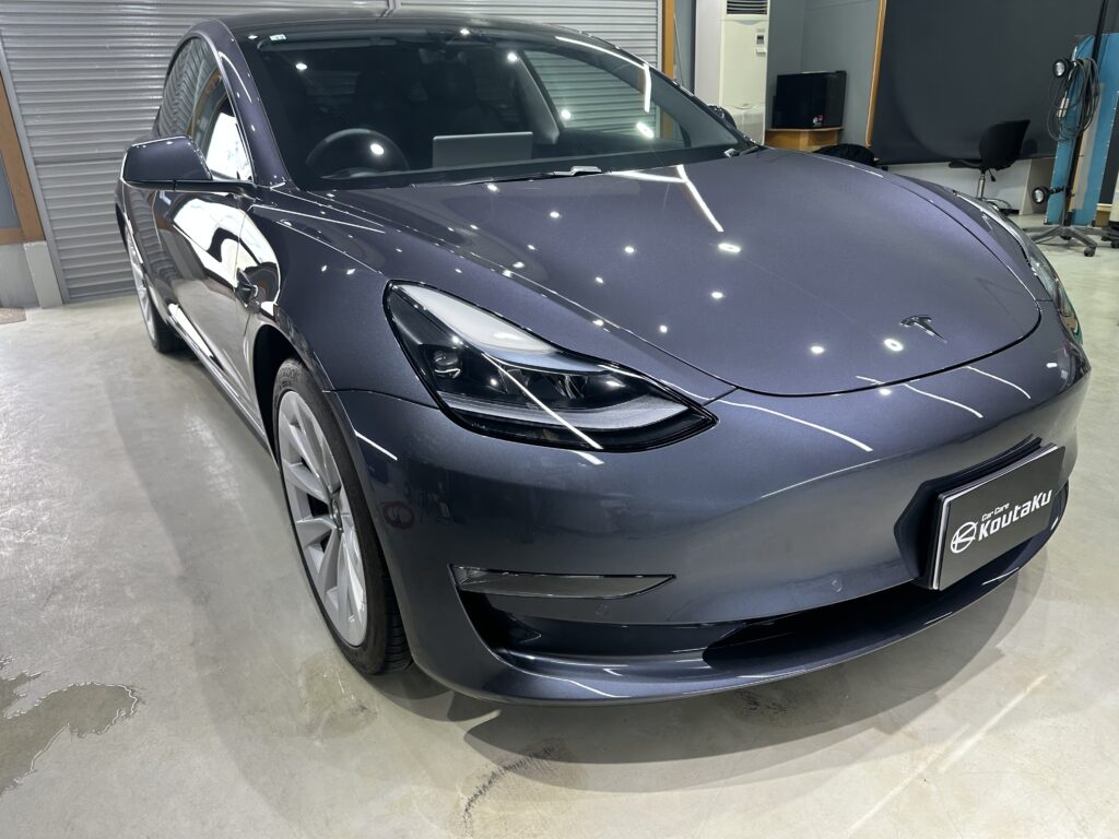 テスラモデル３・鏡面磨き作業+セラミックコーティング施工事例　富山市S様