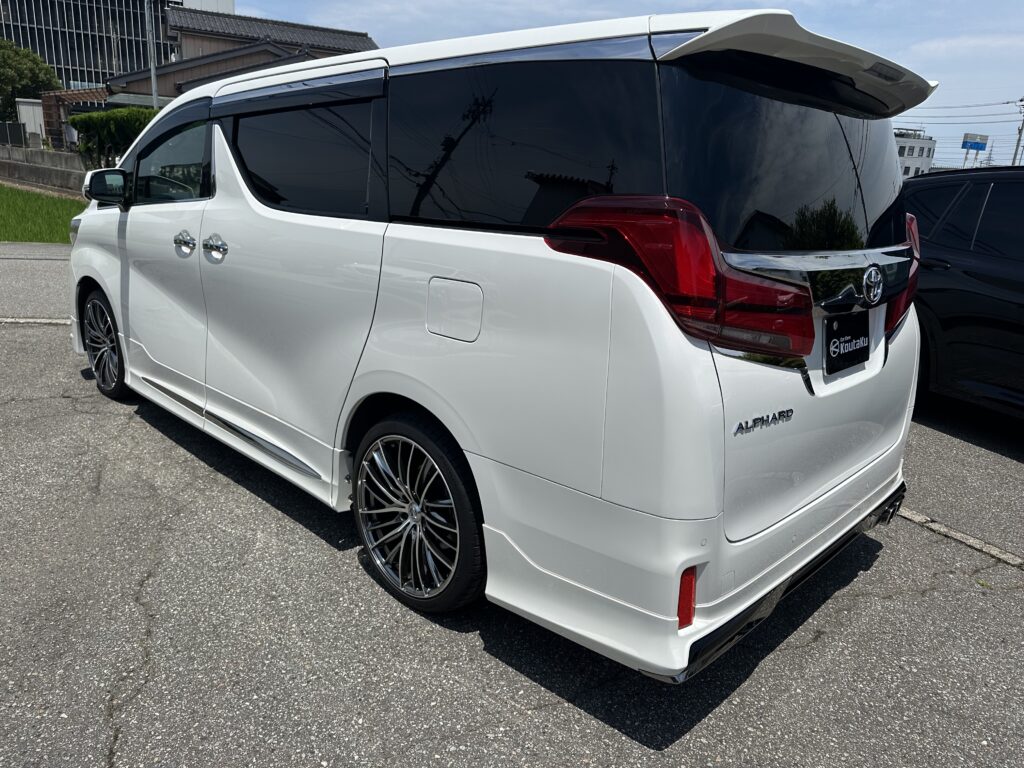 トヨタアルファード・遮熱カーフィルム施工事例　富山市Ｔ様