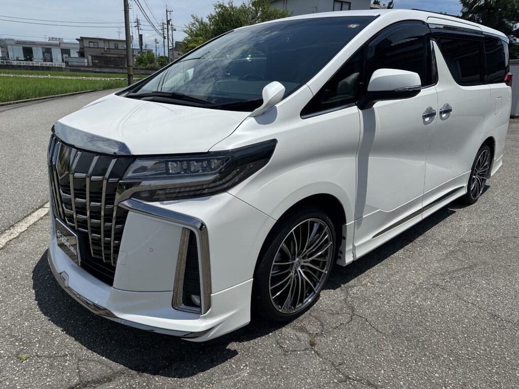 トヨタアルファード・遮熱カーフィルム施工事例　富山市Ｔ様