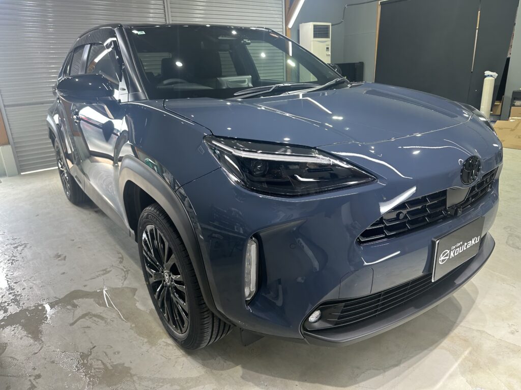 トヨタヤリスクロス・鏡面磨き作業+セラミックコーティング施工事例　富山市F様