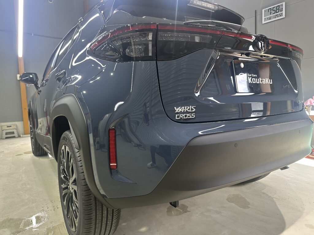 トヨタヤリスクロス・鏡面磨き作業+セラミックコーティング施工事例　富山市F様