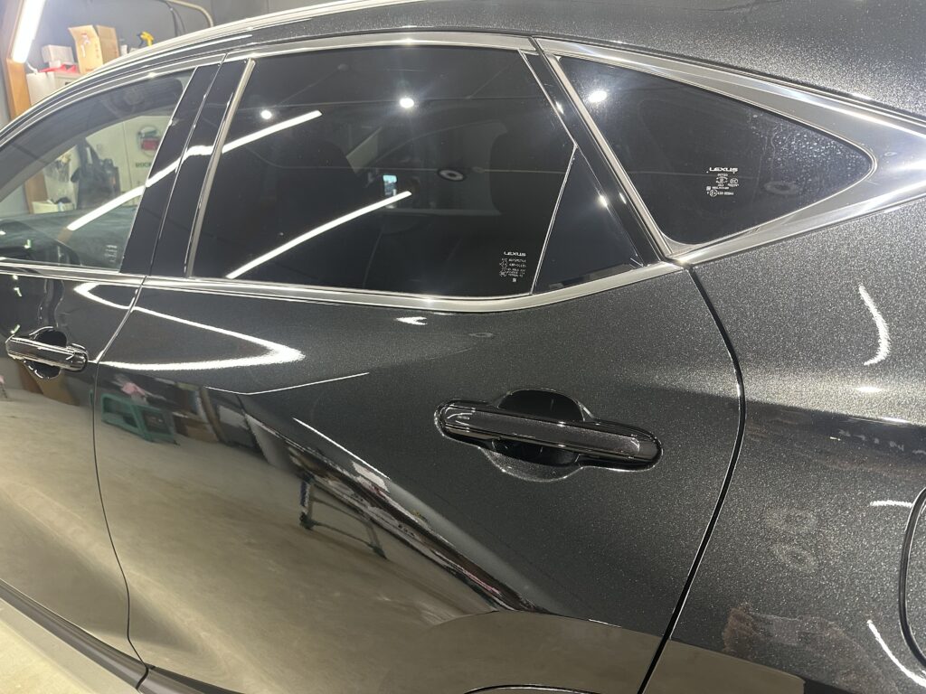 レクサスNX２５０・鏡面磨き作業+セラミックコーティング+遮熱カーフィルム施工事例　高岡市S様