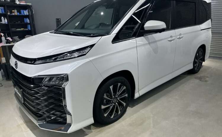 トヨタ・VOXY・鏡面磨き作業+セラミックコーティング施工事例　富山市N様