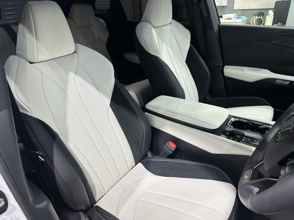 レクサス・RX350・鏡面磨き作業+セラミックコーティング+遮熱カーフィルム施工事例　氷見市Ｔ様