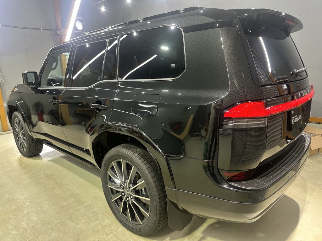 レクサス・GX550・鏡面磨き作業+セラミックコーティング施工事例　中新川郡K様