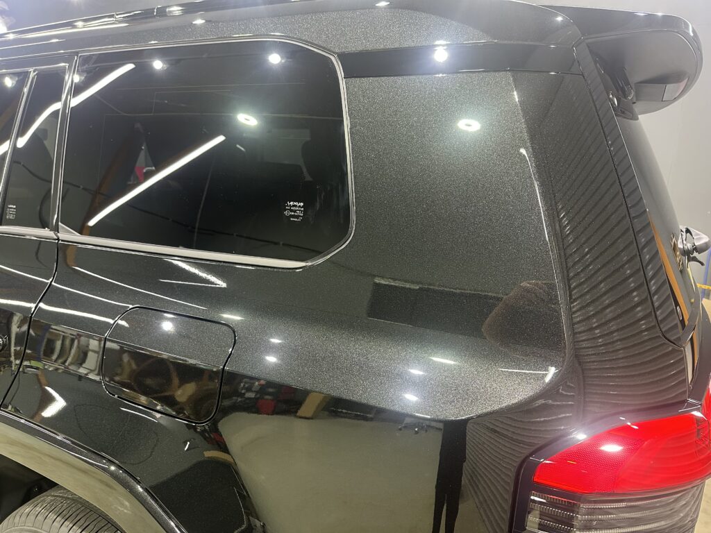 レクサス・GX550・鏡面磨き作業+セラミックコーティング施工事例　中新川郡K様