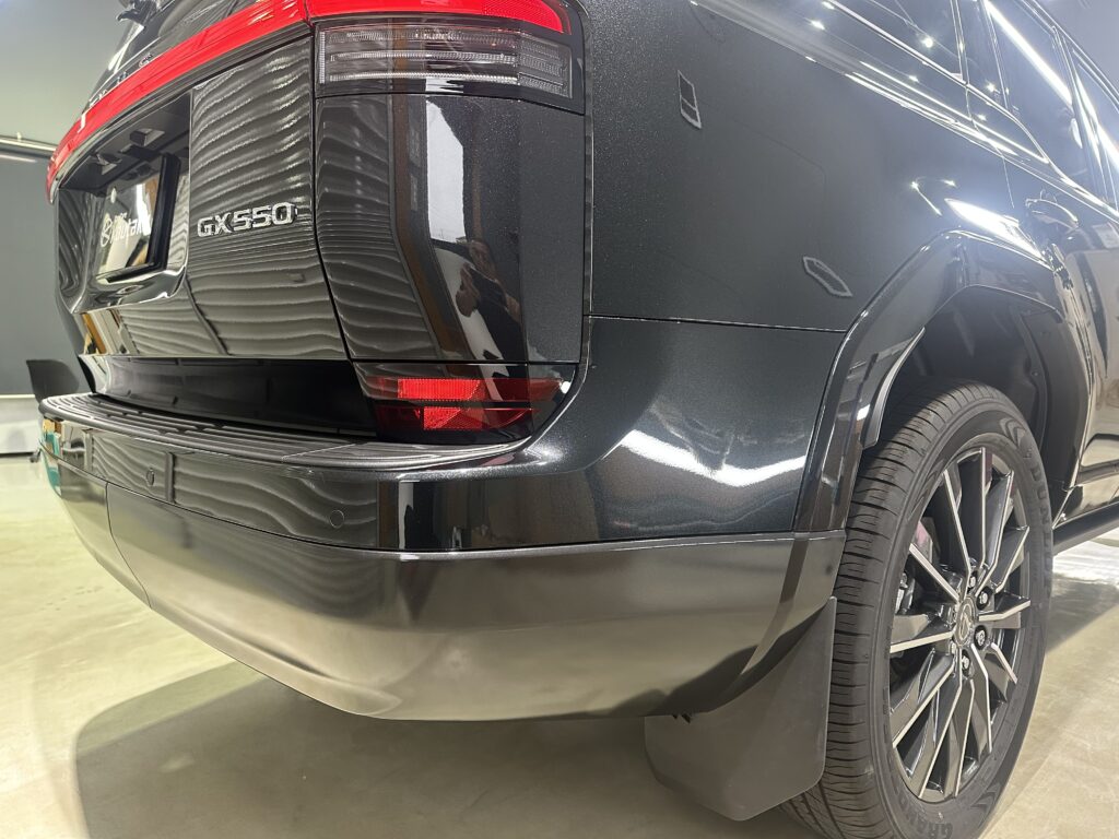 レクサス・GX550・鏡面磨き作業+セラミックコーティング施工事例　中新川郡K様