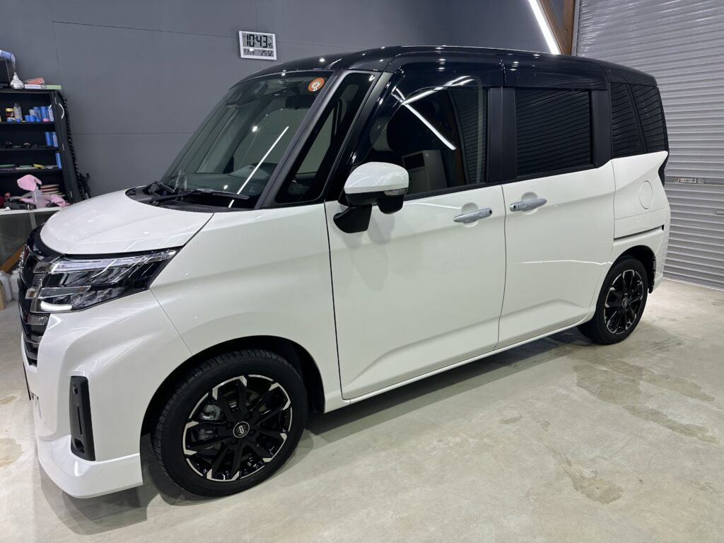 トヨタ ・ルーミーカスタム・鏡面磨き作業+セラミックコーティング+遮熱カーフィルム施工事例　富山市Ａ様