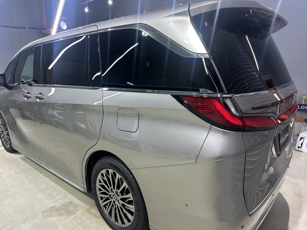 レクサス・ LM500ｈ・鏡面磨き作業+セラミックコーティング+内装コーティング施工事例　富山市K様