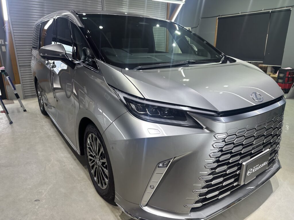 レクサス・ LM500ｈ・鏡面磨き作業+セラミックコーティング+内装コーティング施工事例　富山市K様
