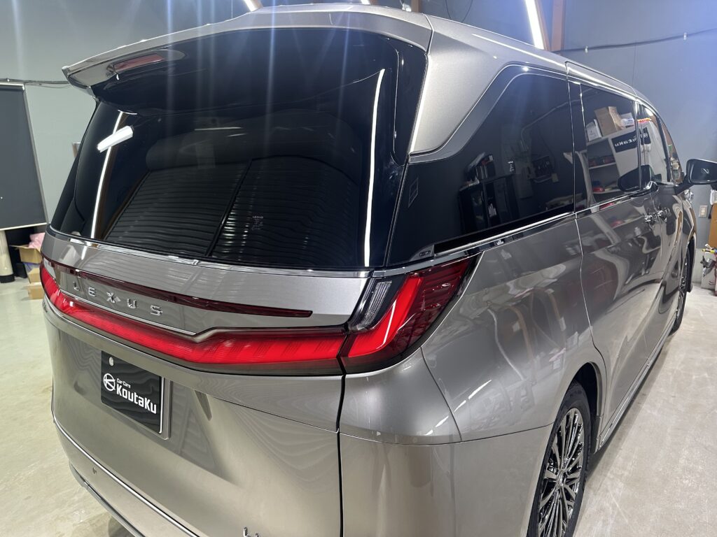 レクサス・ LM500ｈ・鏡面磨き作業+セラミックコーティング+内装コーティング施工事例　富山市K様