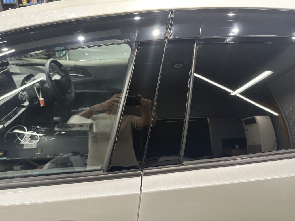 トヨタ・プリウス・鏡面磨き+セラミックコーティング施工事例　富山市H様