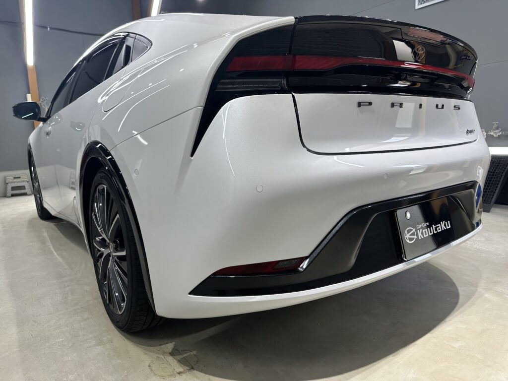 トヨタ・プリウス・鏡面磨き+セラミックコーティング施工事例　富山市H様