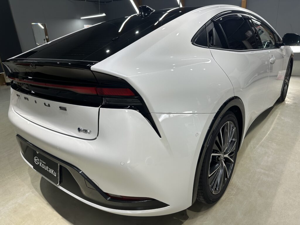 トヨタ・プリウス・鏡面磨き+セラミックコーティング施工事例　富山市H様