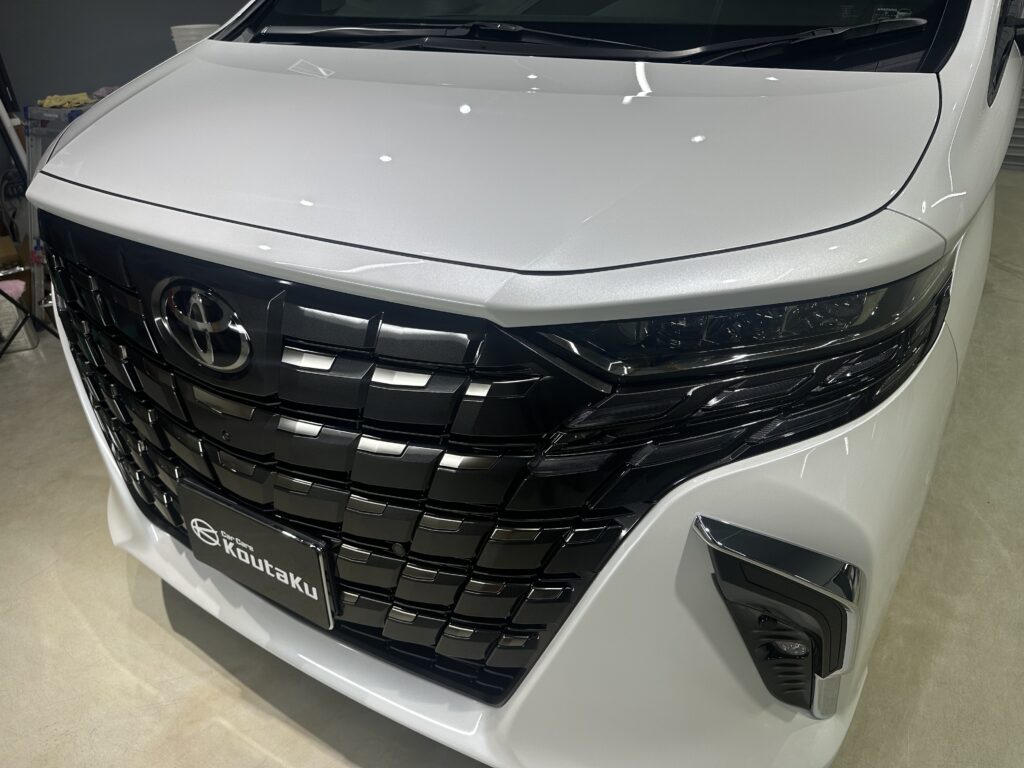 トヨタアルファード・鏡面磨き作業+セラミックコーティング+遮熱カーフィルム施工例　高岡市N様