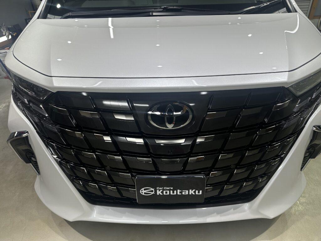 トヨタアルファード・鏡面磨き作業+セラミックコーティング+遮熱カーフィルム施工例　高岡市N様